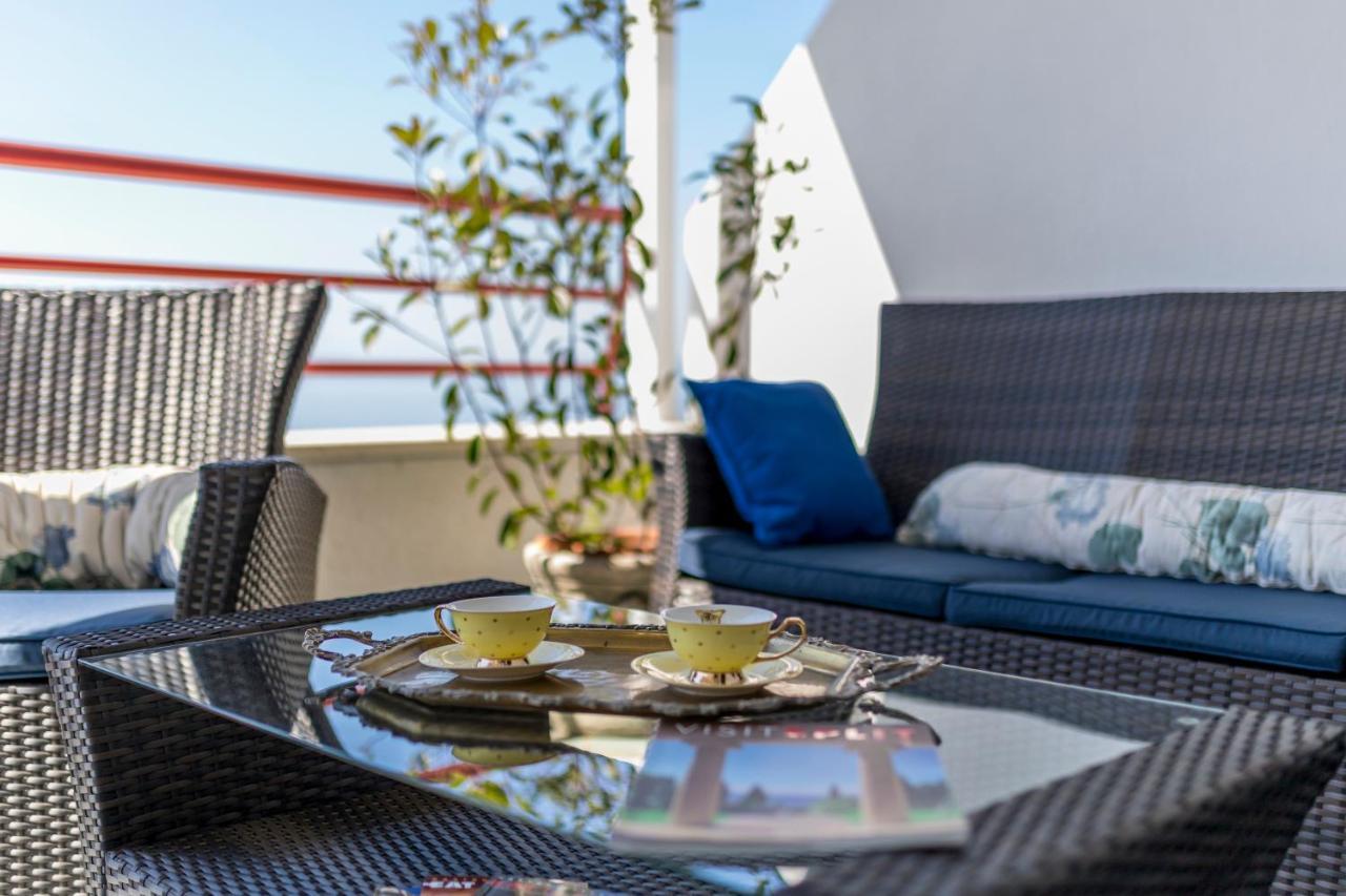 Seaside Penthouse With Hot Tub Sky Living Apartment Сплит Екстериор снимка