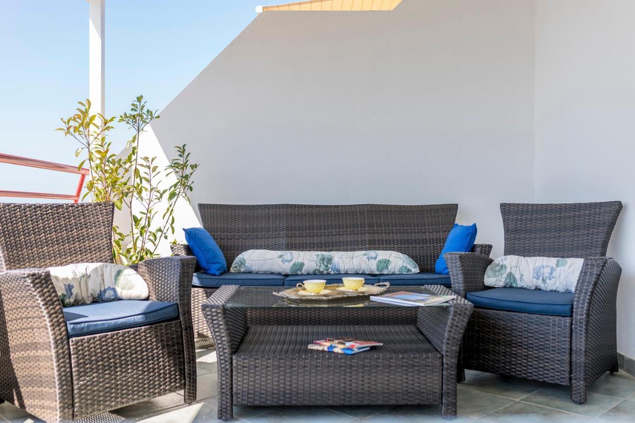 Seaside Penthouse With Hot Tub Sky Living Apartment Сплит Екстериор снимка