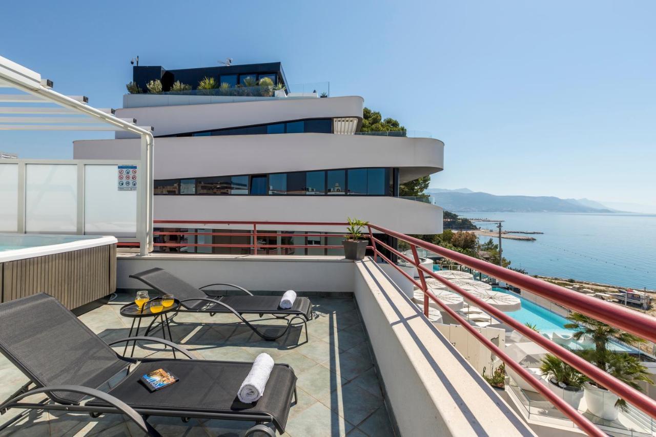 Seaside Penthouse With Hot Tub Sky Living Apartment Сплит Екстериор снимка