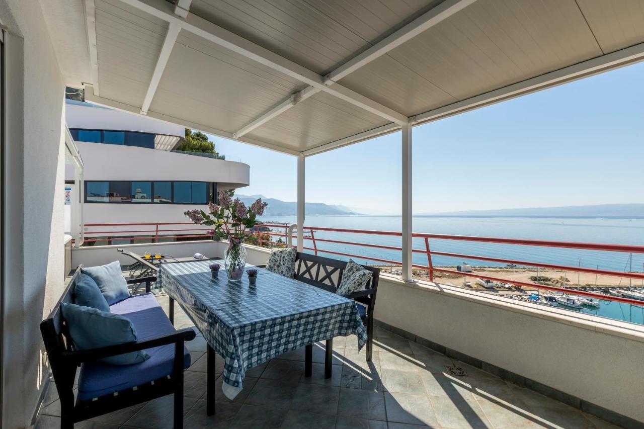 Seaside Penthouse With Hot Tub Sky Living Apartment Сплит Екстериор снимка