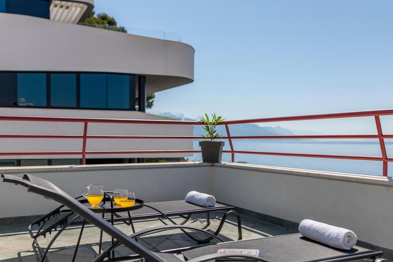 Seaside Penthouse With Hot Tub Sky Living Apartment Сплит Екстериор снимка